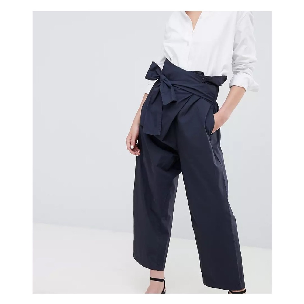 ASOS navy blue tie waist, paper bag style waist pants. US Size: 4